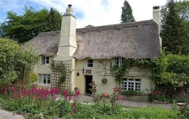 Cob cottage in Devon, England